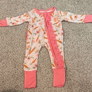 Laree + Co Easter Pink and Floral Newborn Bamboo Footie New